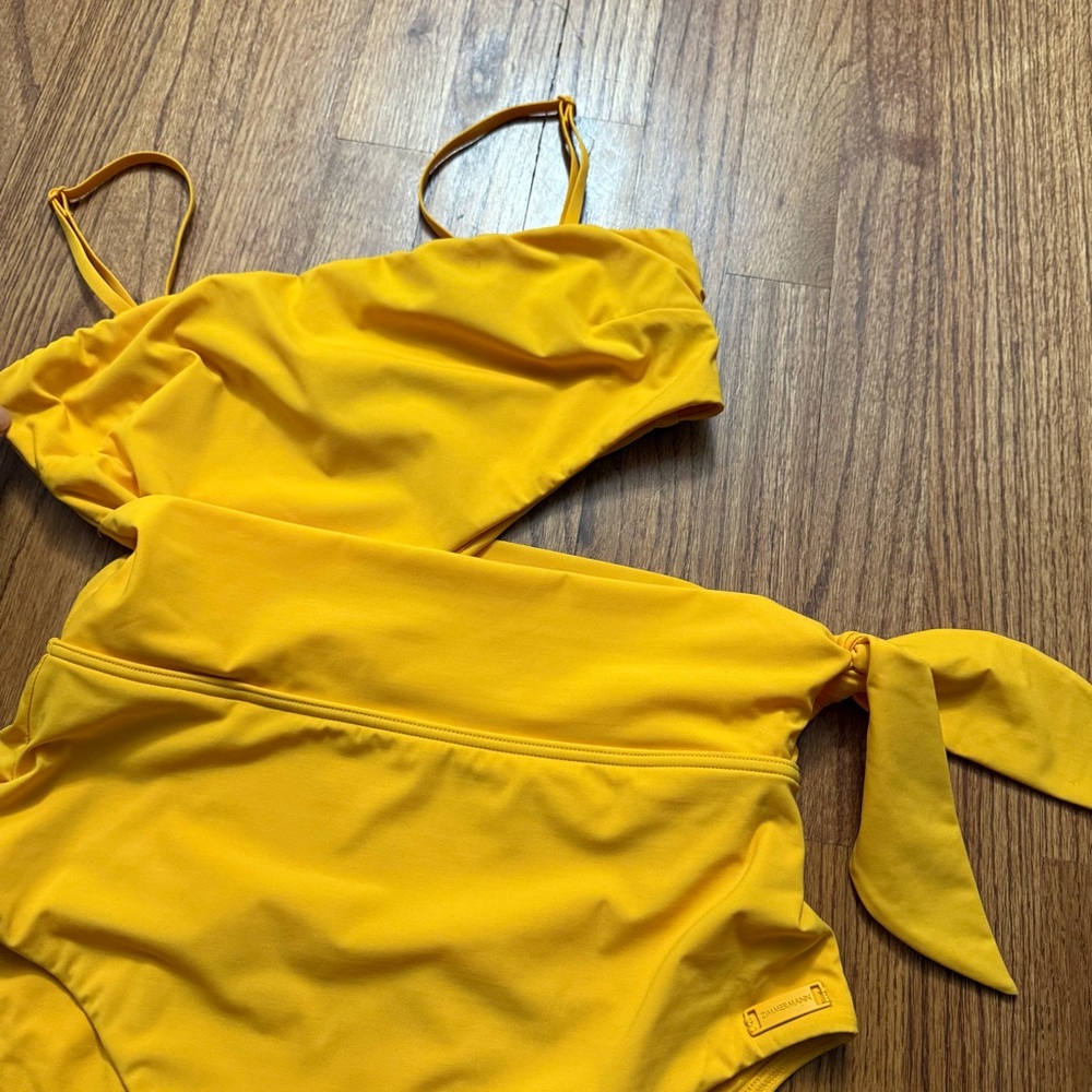 Zimmerman Knotted cutout bandeau swimsuit in saffron size 8 - Picture 8 of 16